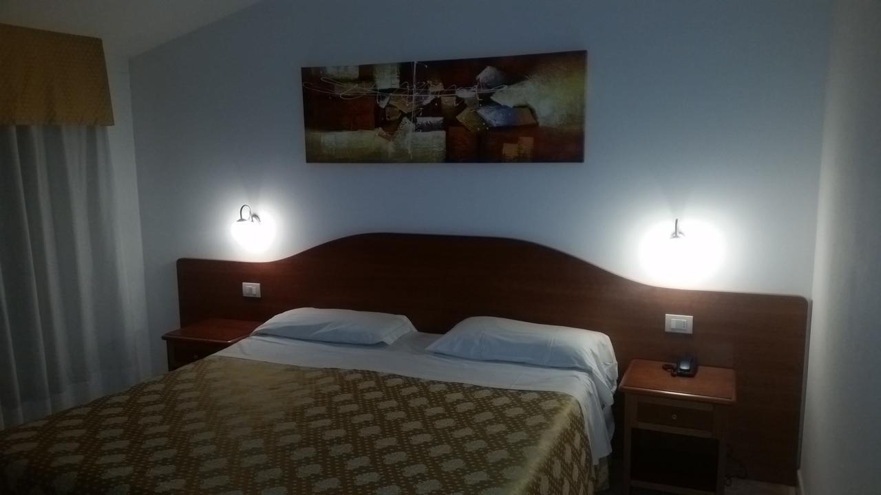 Hotel La Piccola Stazione Torrita di Siena Kültér fotó